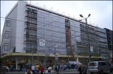 Fassadeabbruch Sinn-Leffers Bochum